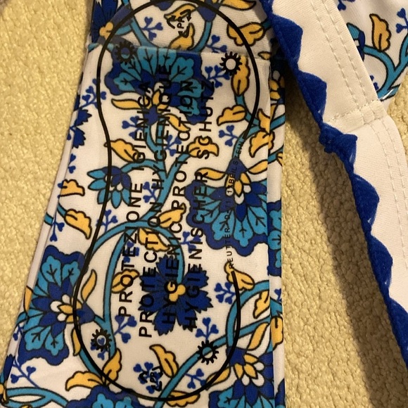 Whipstiched Floral Bikini Set - Picture 3 of 5